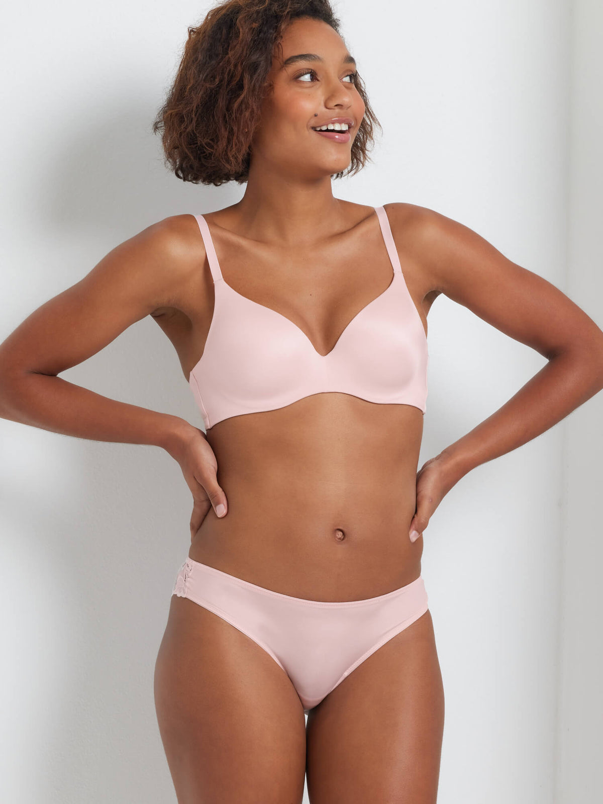 Total Comfort Smooth Comfort T-Shirt Bra in Baby Pink by Kayser Lingeie