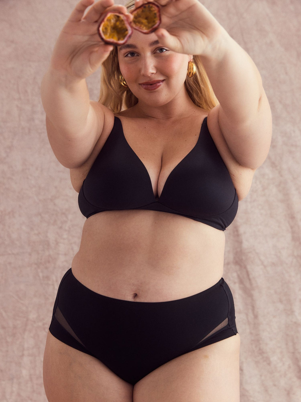 Sleek & Smooth Full Brief Underwear in Black in Kayser Lingerie