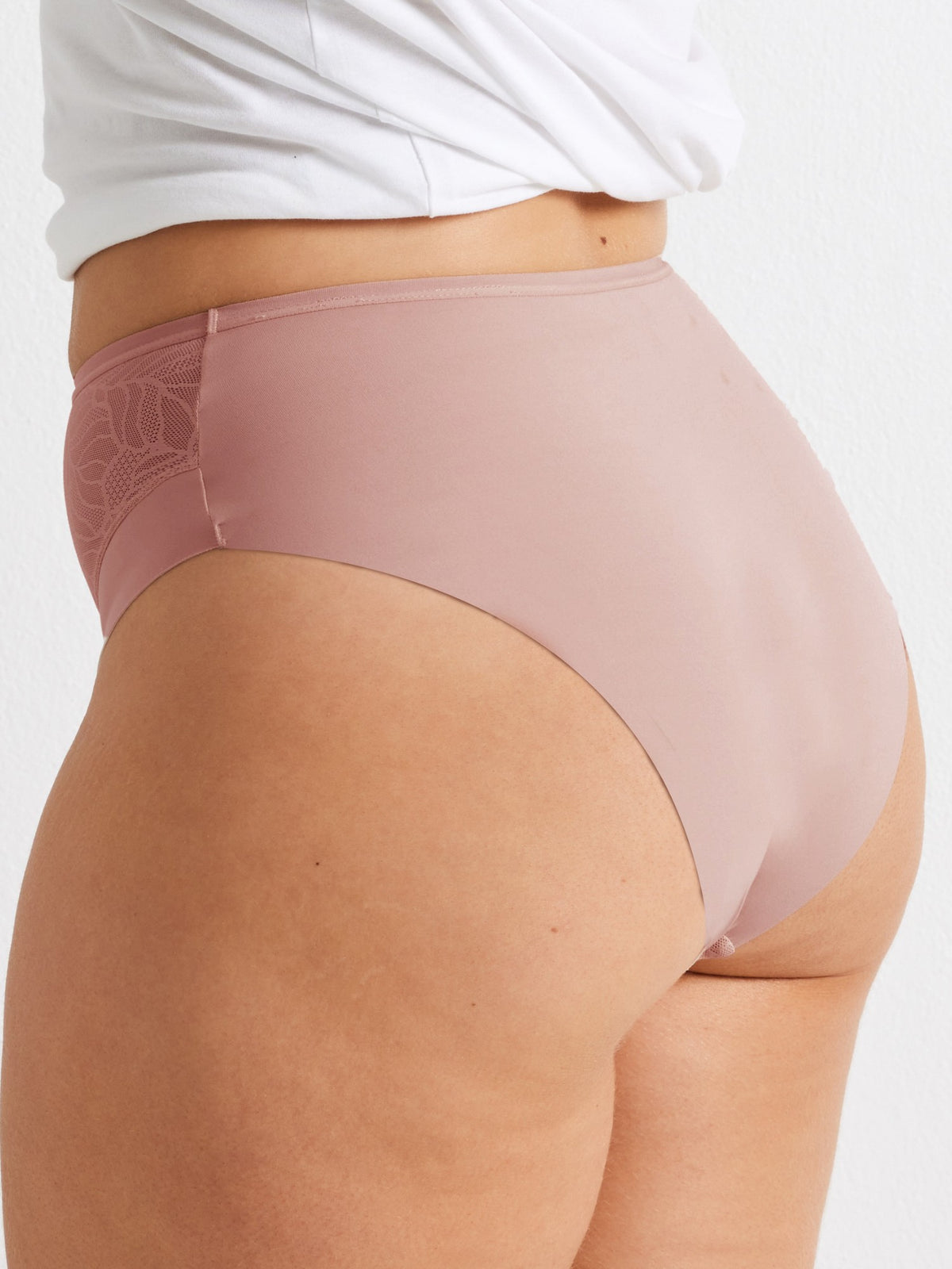 2 Pack Sleek & Smooth Lace Hi Cut Brief in Blush Pink by Kayser Lingerie