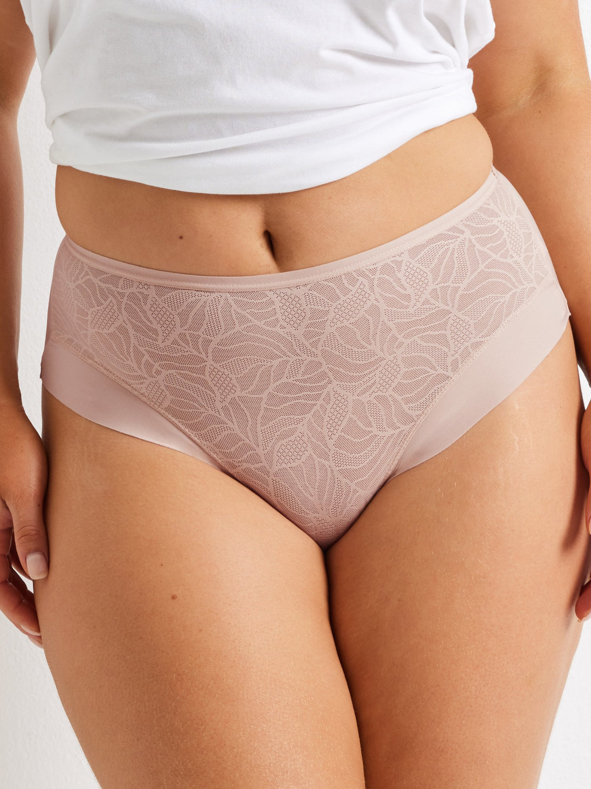 Sleek & Smooth Lace & Micro Mid Rise Knicker in Blush Pink by Kayser Lingerie