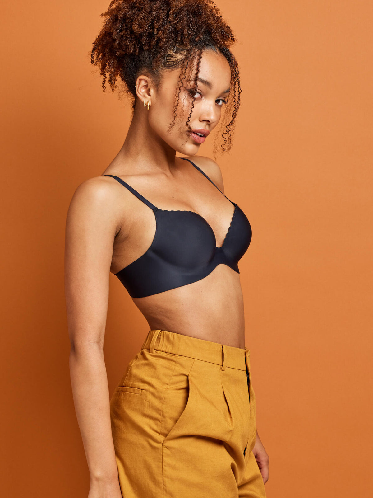 Best-selling Seamless Black T-shirt Bra by Kayser Lingerie