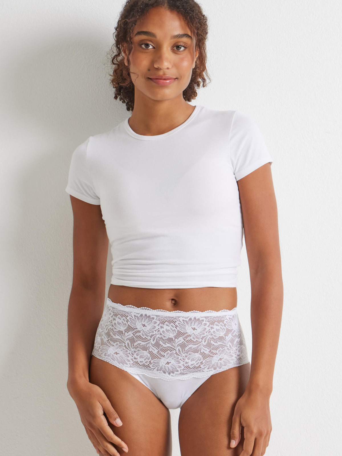 Daily Essentials Cotton &amp; Floral Lace Full Brief - White - Kayser Lingerie