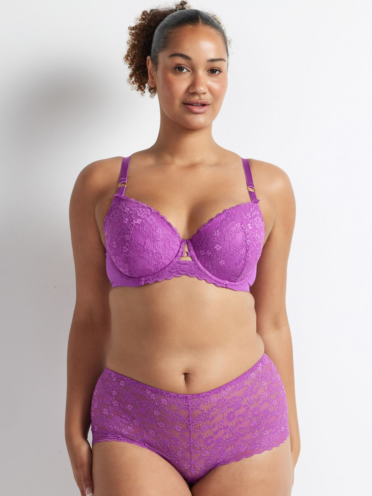 Be Free Lace Short in Sweet Pea by Kayser Lingerie