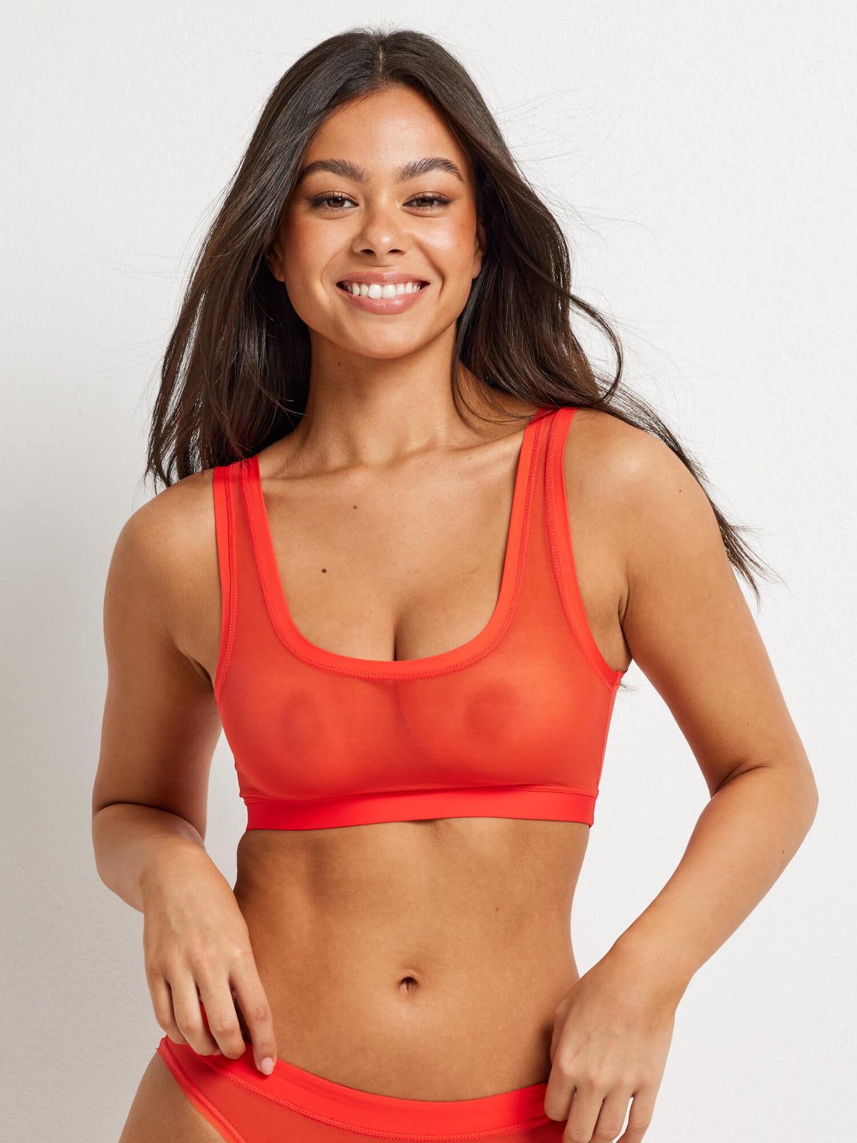 Be You Mesh Scoop Crop