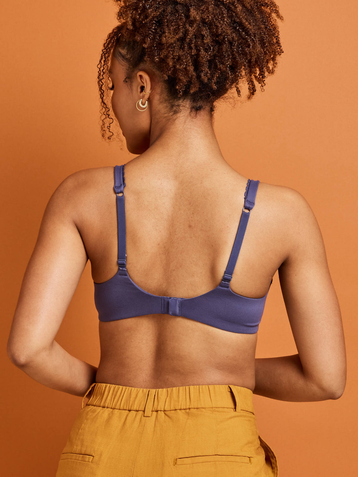 Comfort Lace Trim T-Shirt Bra in Charcoal by Kayser Lingerie